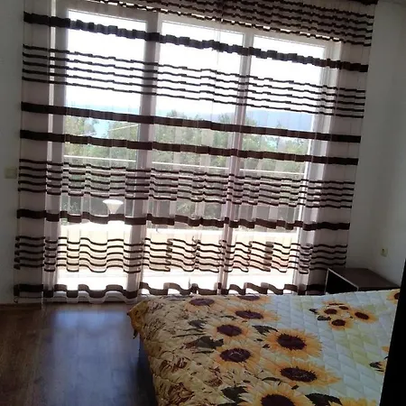 In Chaika شقة فندقية بايالا